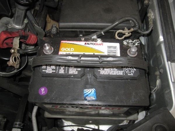 How-To-Change-Replace-Battery-Toyota-4Runner-20