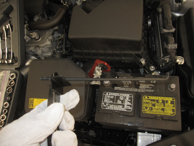 How-To-Change-Replace-Battery-Toyota-Camry-117