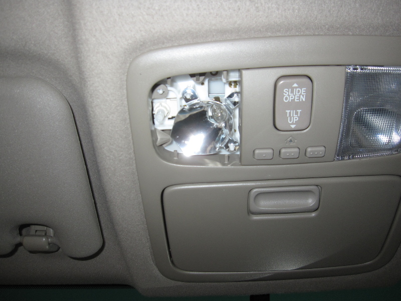 How-To-Install-Replace-Toyota-4Runner-Map-Light-Bulb-06