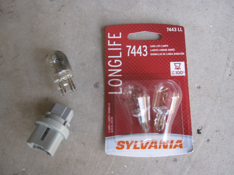 Toyota-4Runner-Tail-Brake-Light-Replacement-Guide-108 2012 Toyota 4runner Brake Light Bulb Replacement