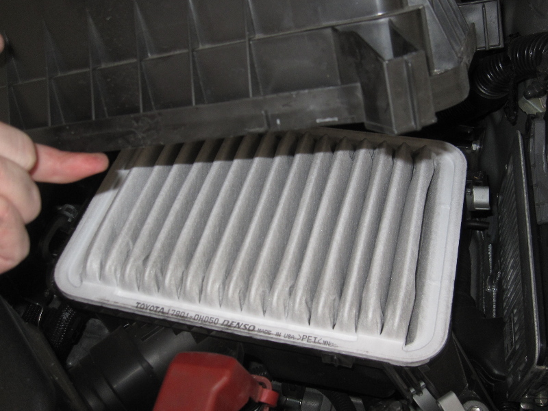 Toyota-Camry-Air-Filter-Replacement-Guide-109