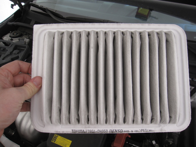 Toyota-Camry-Air-Filter-Replacement-Guide-111