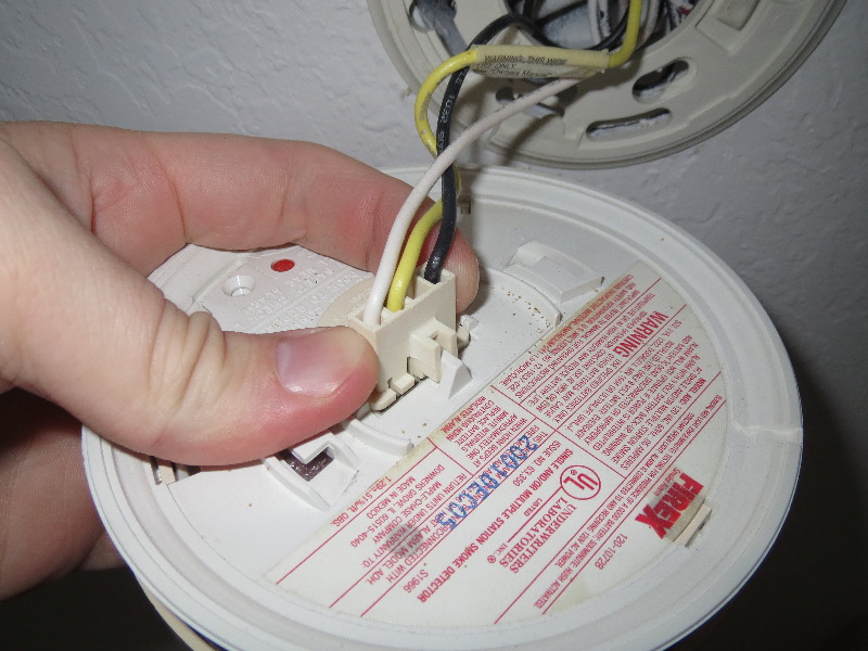 How-To-Change-Replace-Smoke-Alarm-Battery-13